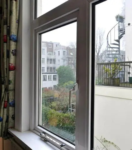 Hotel Adolesce