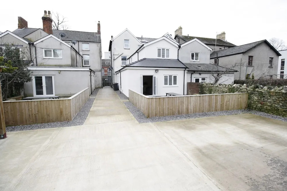 Willow Serviced Apartments - The Walk 3