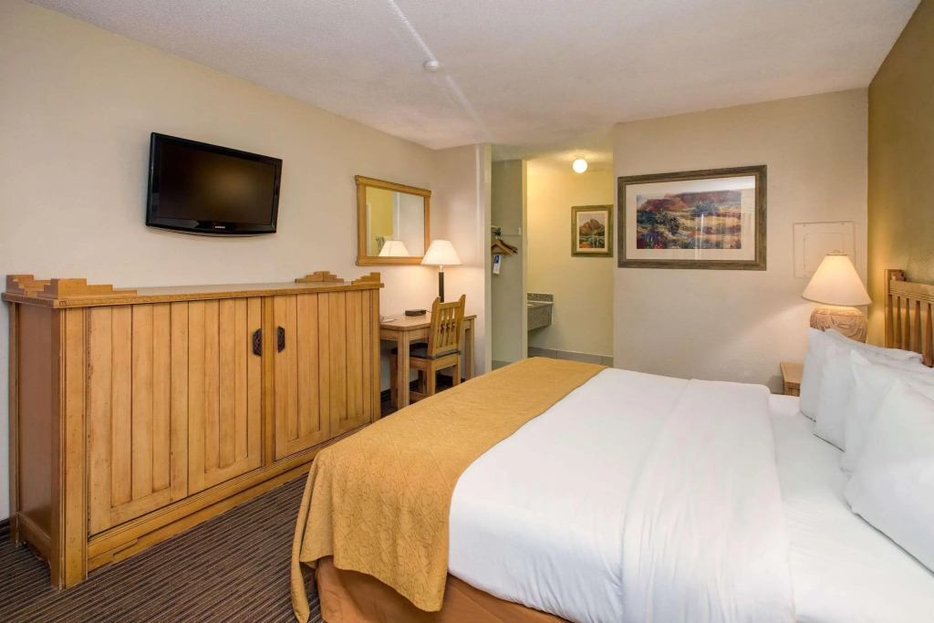 Rodeway Inn Near AZ State University