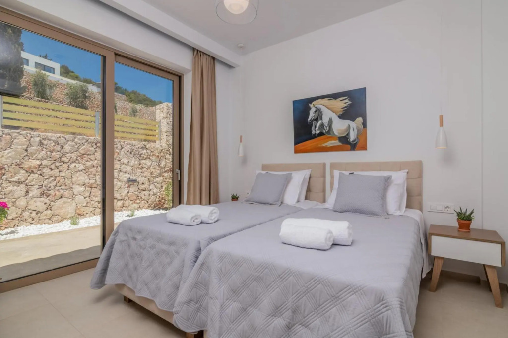 Thelxis Suite II - Brand New Seaview Suite