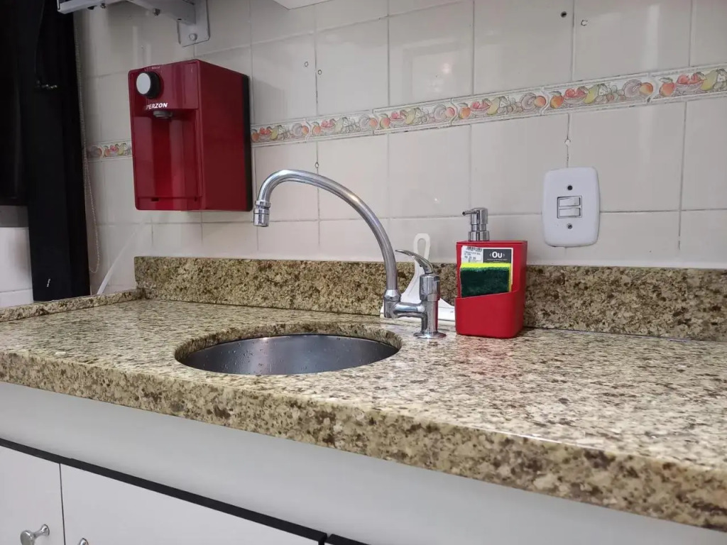 Studio Lateral Vista Mar Barra Internet cama de casal Netflix