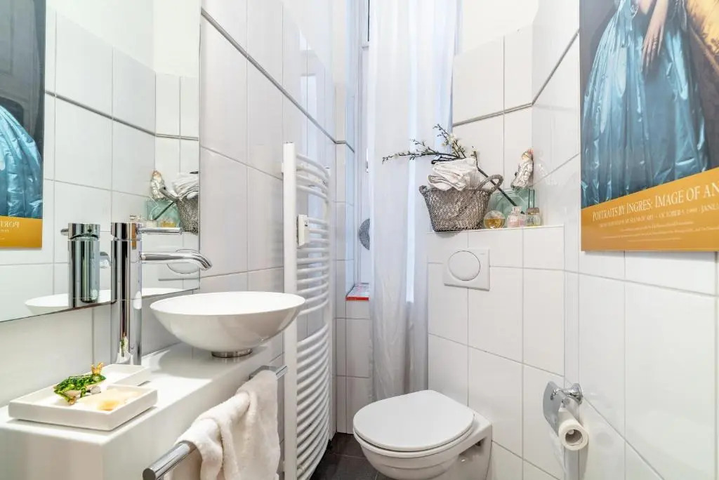 Id 6750 | Private Apartment