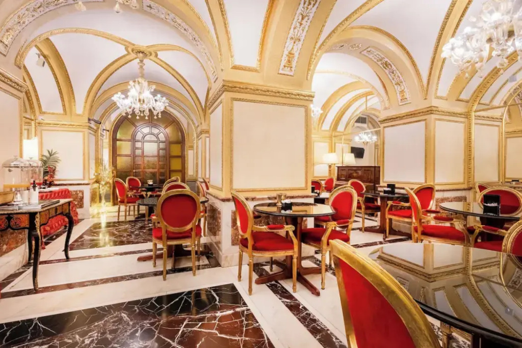 Hotel Des Epoques