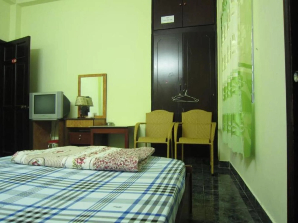 Hoa Thinh Hotel