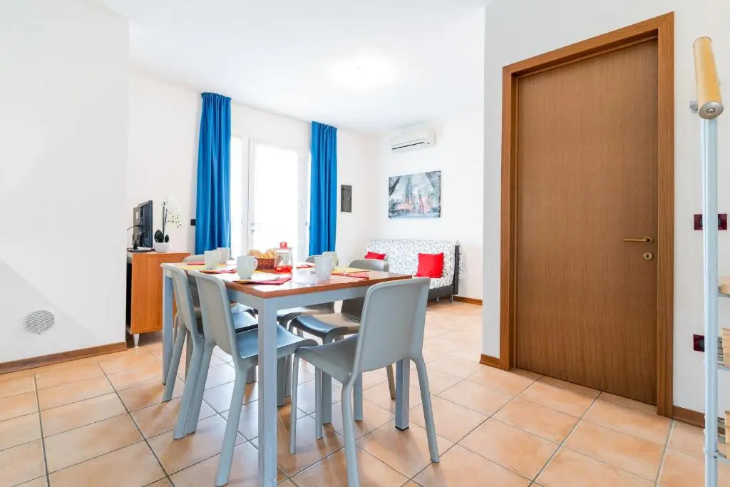 Villaggio Ai Pini Lido Altanea