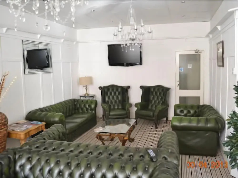 The oxford Hotel
