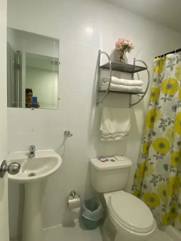 4cr-1m 4 Bedroom House In Getsemani With Air Conditioning And Wifi
