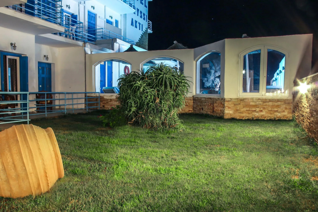 Chryssi Akti, Sure Hotel Collection