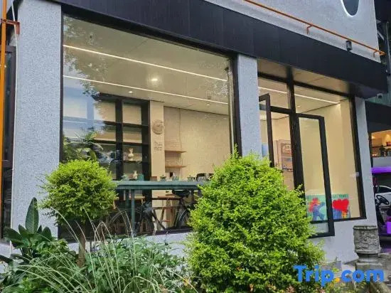 Wow. Wenxi Wawu Private Hot Spring Homestay