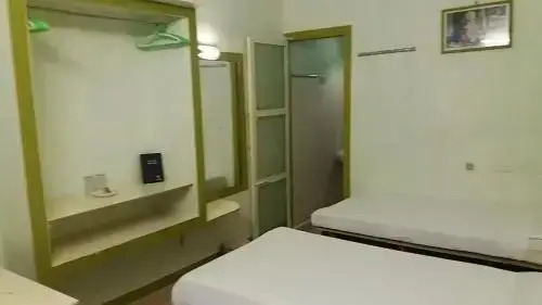 Johny's Beach Hotel