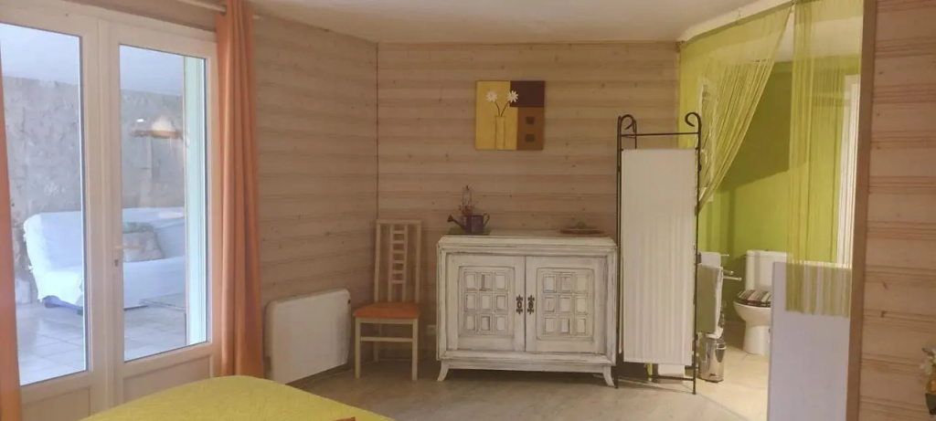 Gîte cosy, sur jardin, terrasse privée, parking au calme en rdc