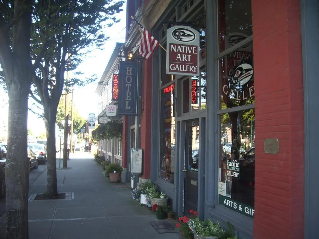 The Monarch Hotel