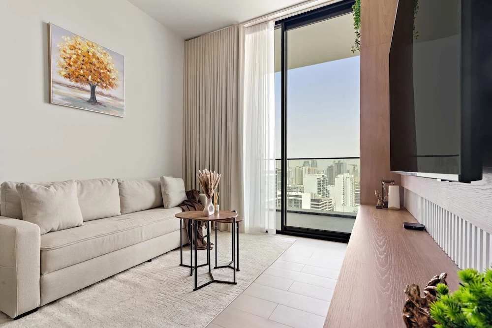 Silkhaus Modern 1BR Stay Binghatti Onyx New
