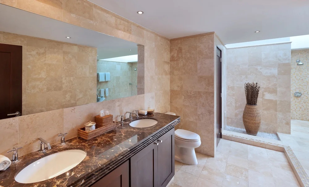 Condo Coral Cove Penthouse 15