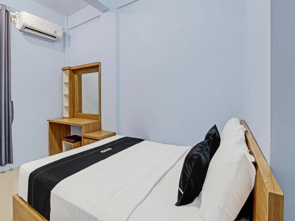 Urbanview Syariah Wisma Nabil Solo