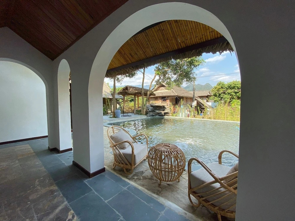 Mai Chau Rustic Home