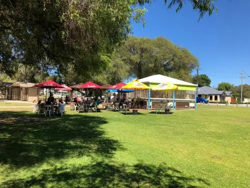 Perth Lakeside Lodge