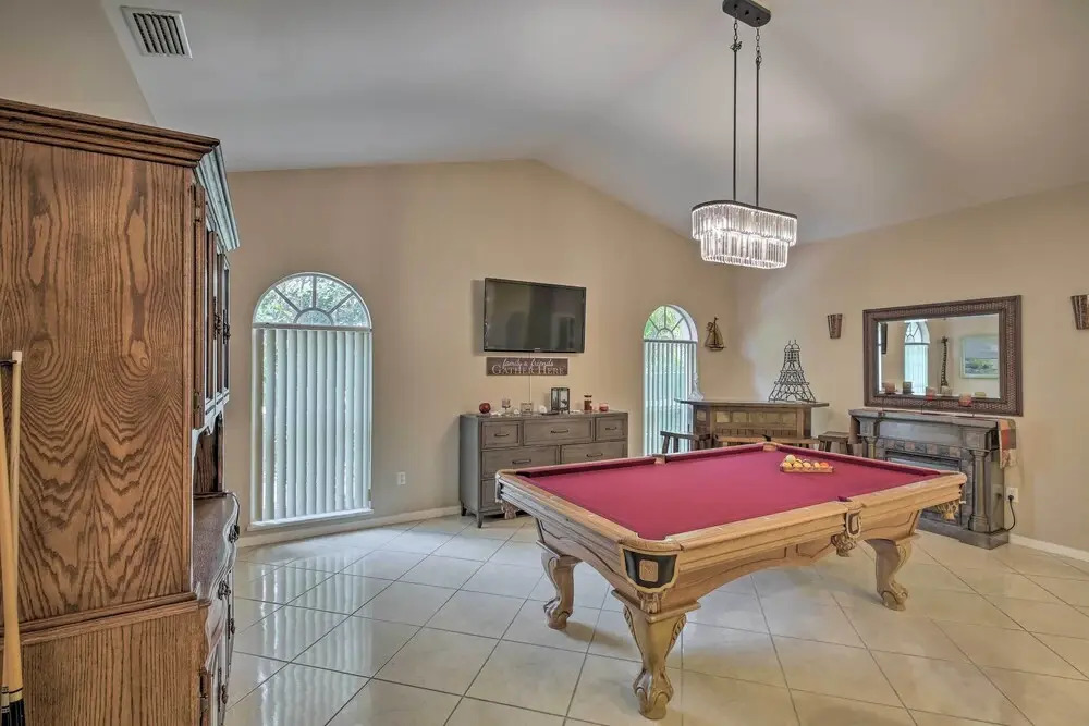 Sun-soaked Cape Coral Getaway w/ Heated Pool