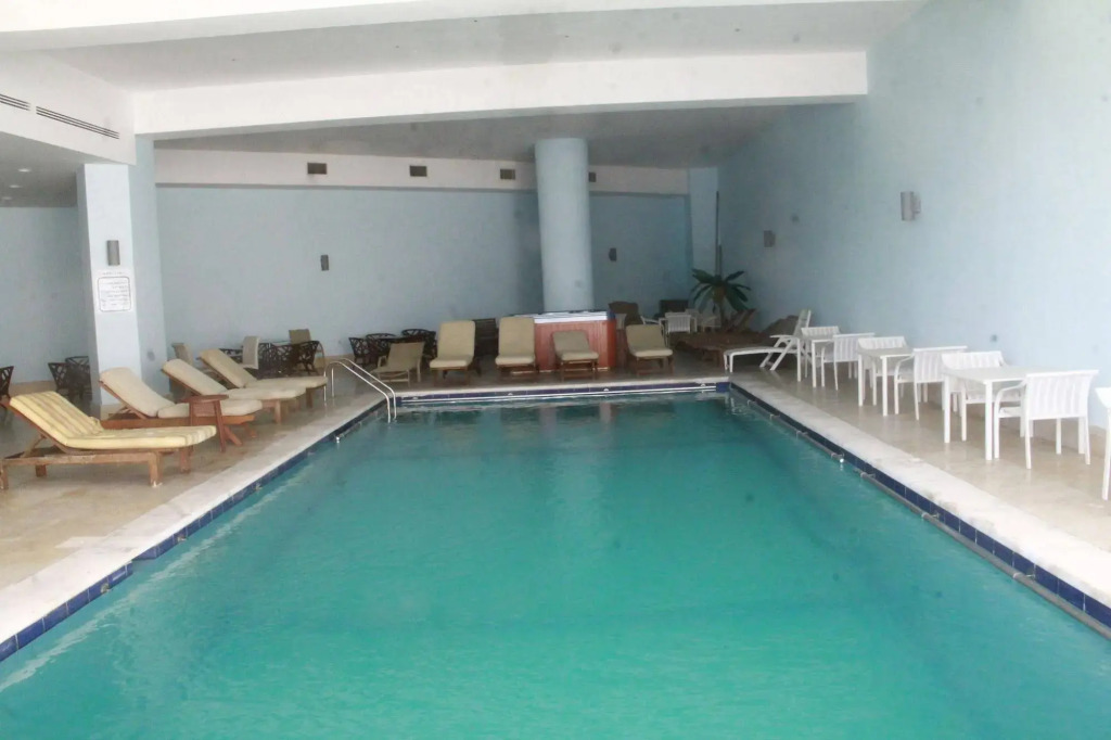 Le Vendome Hotel