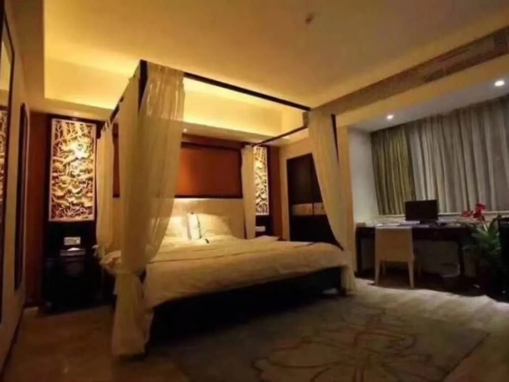 GreenTree Alliance Dongguan Zhangmutou Train Station Hotel