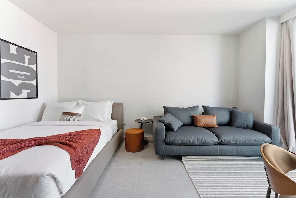 501 First Residences by Palermo Home Miami