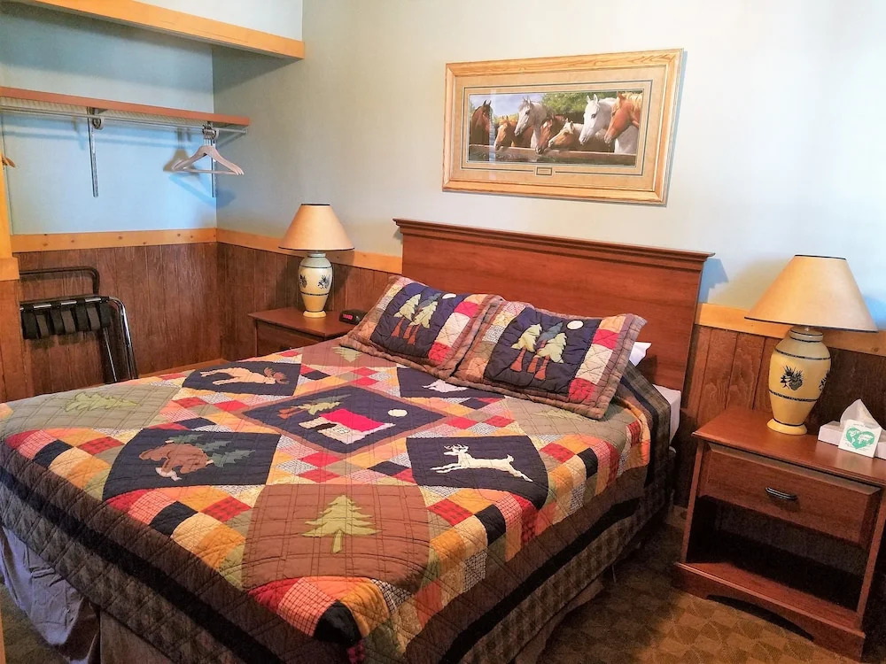Lake View Lodge