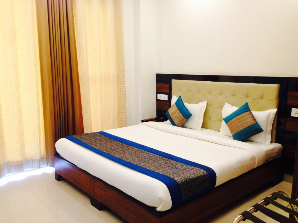 Hotel Sai Village Gurgaon