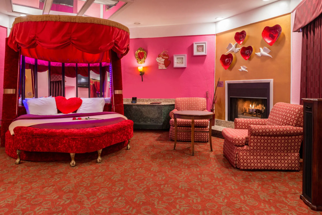 Inn of The Dove Romantic Luxury & Business Suites
