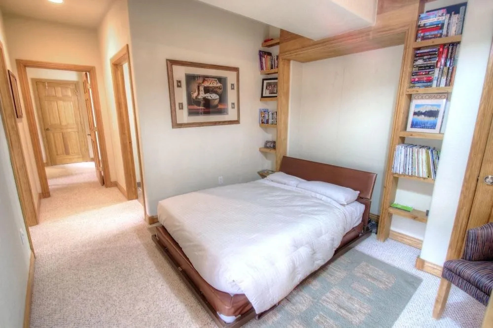 5949 Hidden River Lodge 3 Bedroom Condo by RedAwning
