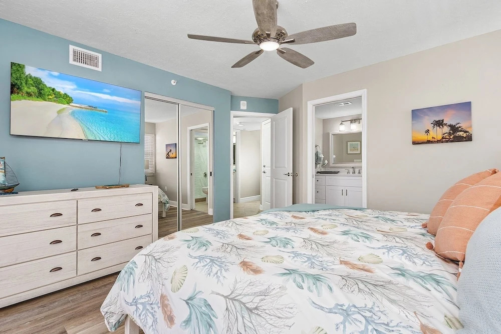 Beach Villas # 506-250 Estero Blvd apts
