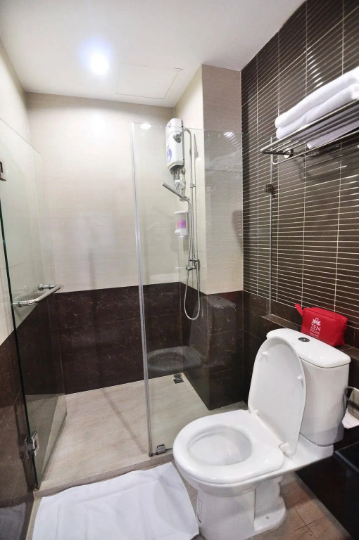 ZEN Rooms Surawong