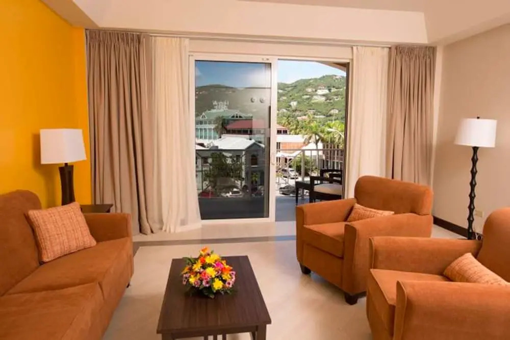Maria's By the Sea Hotel