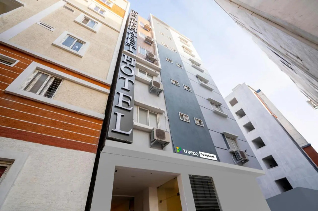 Treebo De Alphabet Gachibowli