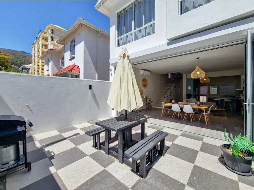 Lovely 3 Bedroom Apartments