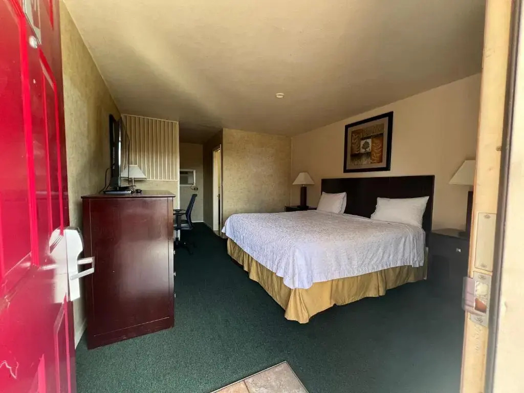 Riverside Motel