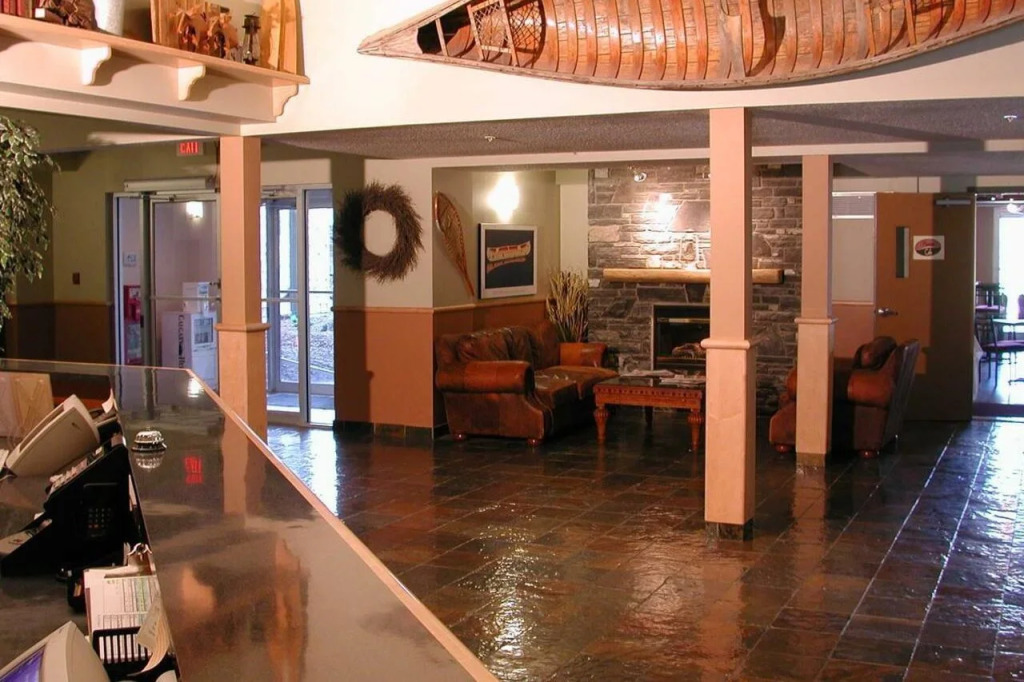 Windtower Lodge - Canmore