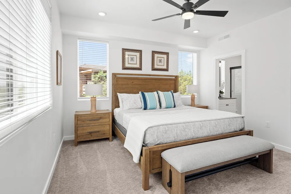 Touch of Class Stunning 5 Bdr!