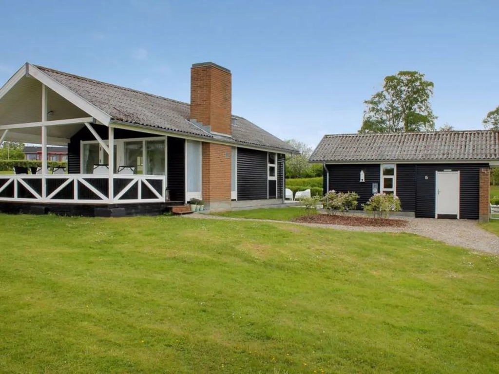 "Leny" - 250m from the sea in SE Jutland