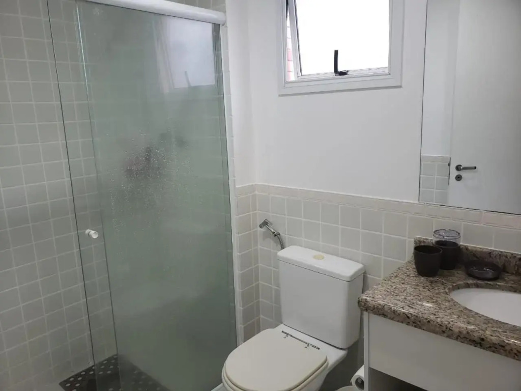 Flat e condomínio a 150m da praia - MOD 6