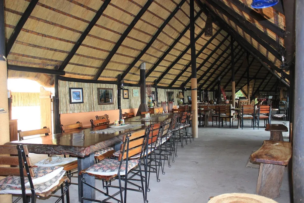 Ndhovu Safari Lodge