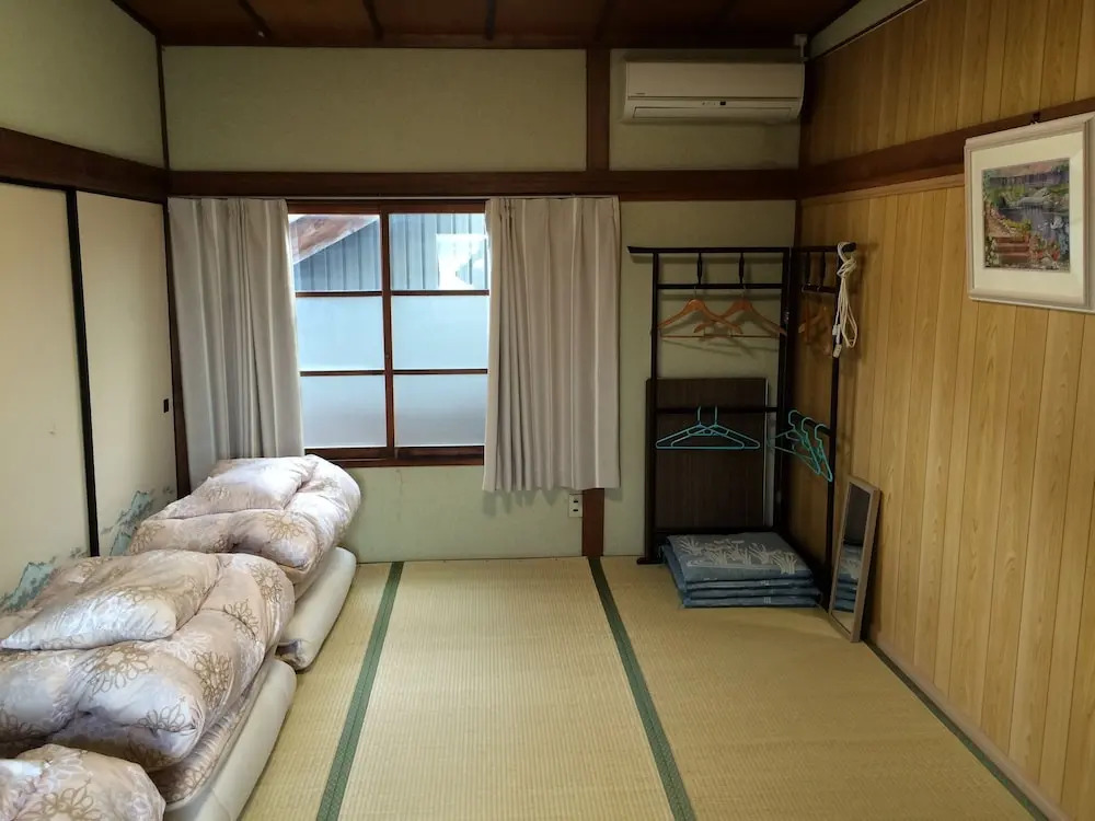 Guest House Genza - Hostel