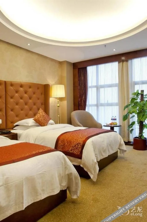 Changsha Xingwei Huatian Hotel