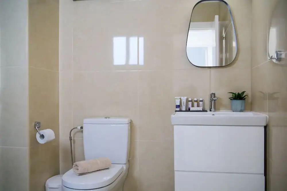 Phaedrus Living: Seaside Luxury Flat Lighthouse 68
