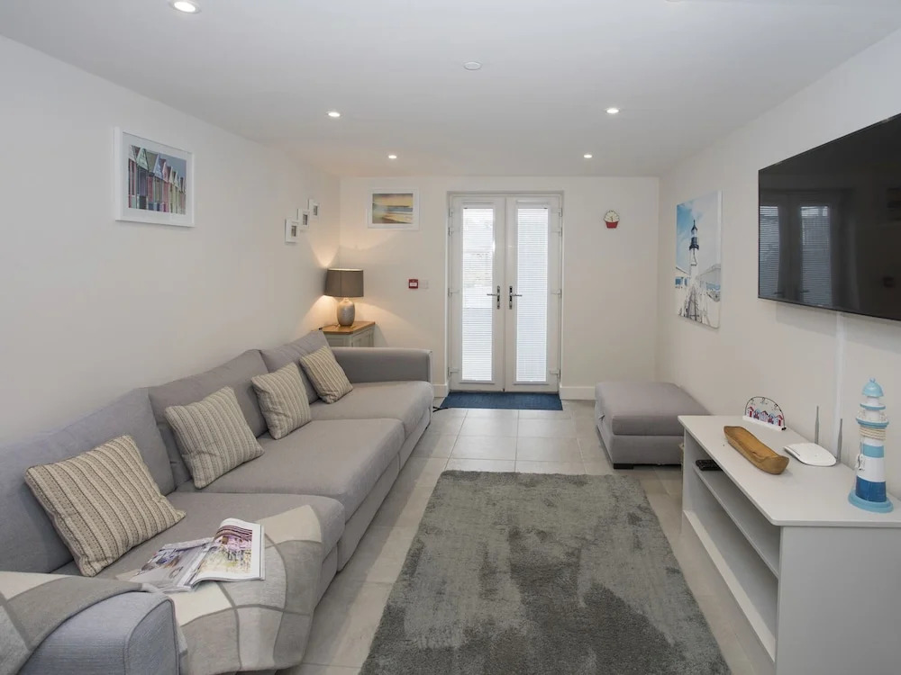 The Hideaway - Benllech