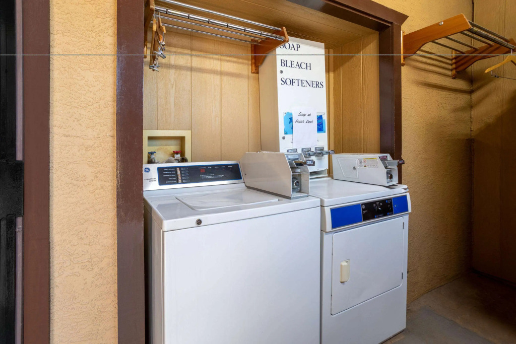 Days Inn by Wyndham Alamogordo White Sands
