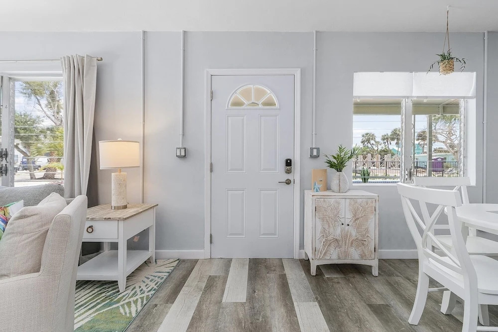 171 Washington ~ Dune Our Thing ~ Unit B ~ Fabulous Pool Home! 2 Bedroom Home by RedAwning