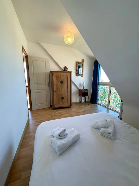 House in Ploudalmezeau With Beach Access