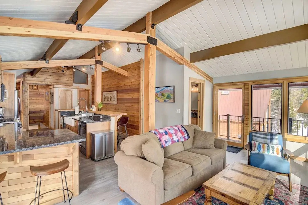 Hot Tub & Mtn Views: Waterfront Grand Lake Cabin