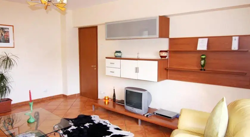Everest One Bedroom Apartment