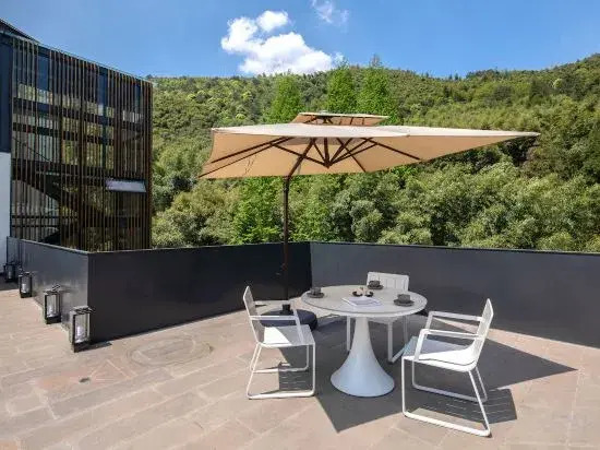 Translation: Tingjian · Moganshan | Forest Oxygen Private Hot Spring Resort Homestay